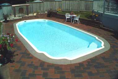 How to plan a swimming pool remodel