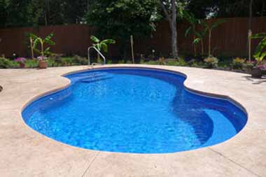 Best Fiberglass Pool Builder TOLEDO